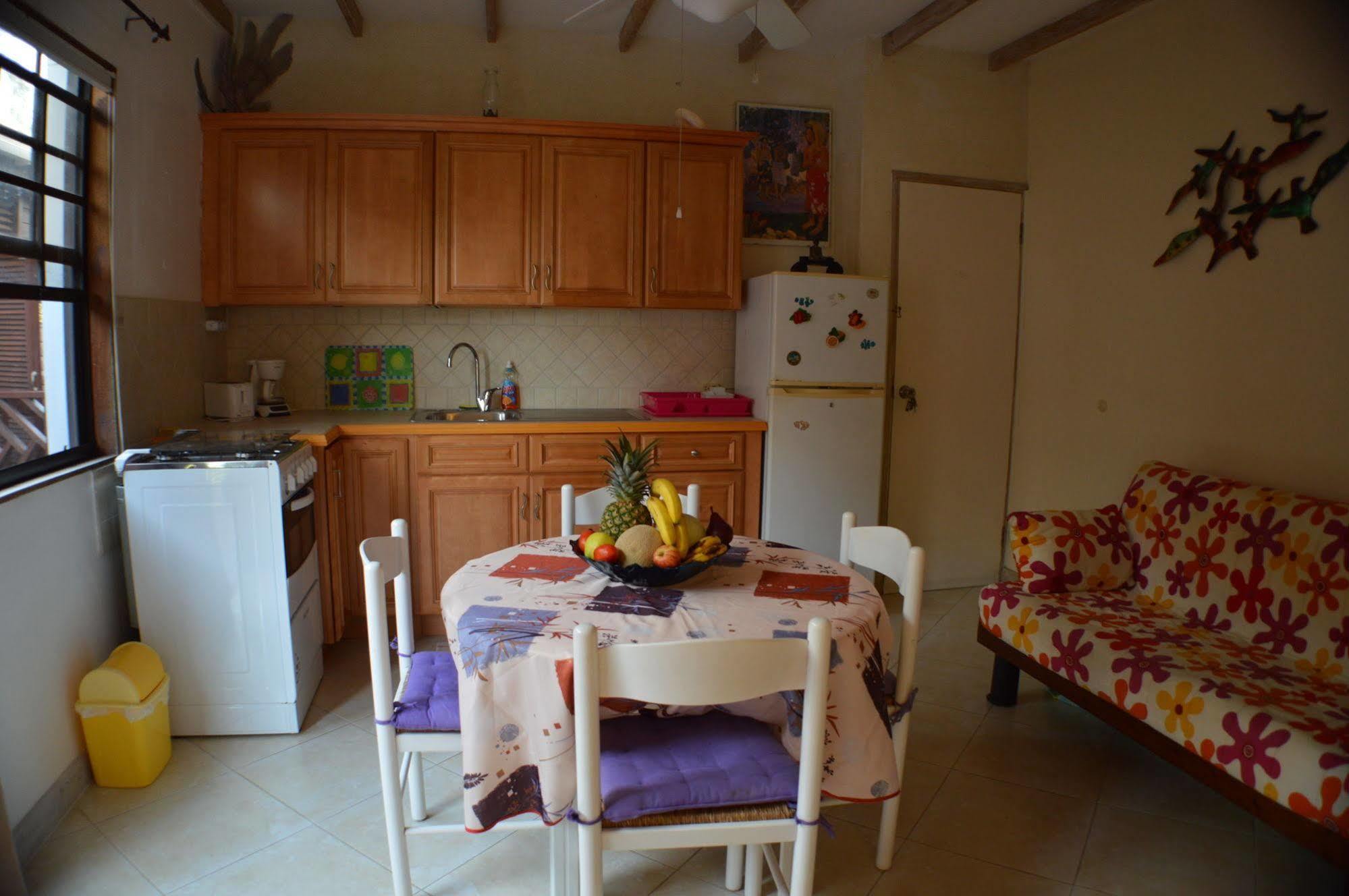 Yellow Bird Apartment Christ Church Bagian luar foto